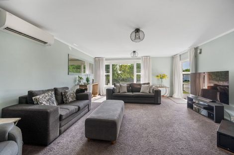 Photo of property in 18 Lipscombe Crescent, Havelock North, 4130