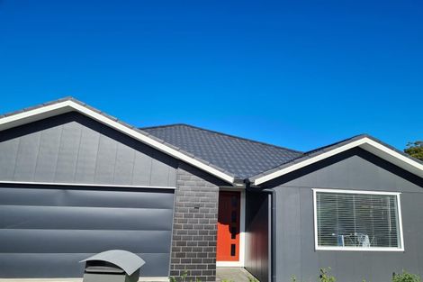 Photo of property in 12 Topsail Way, Whitby, Porirua, 5024