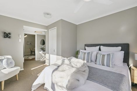 Photo of property in 14 Cecil Road, Tawa, Wellington, 5028