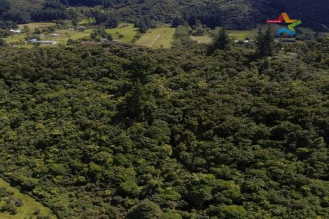 Photo of property in 380 Moores Valley Road, Wainuiomata, 5373