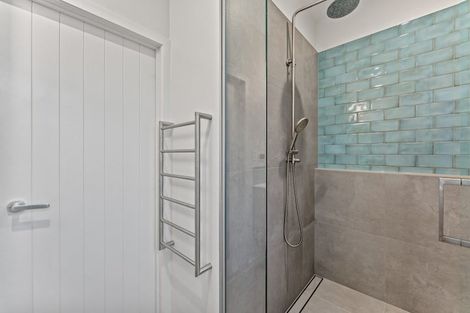 Photo of property in 94 Amreins Road, Waitakere, Henderson, 0782