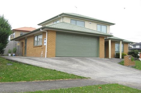 Photo of property in 16 Norwalk Crescent, Mangere, Auckland, 2022