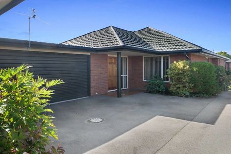 Photo of property in 3/61 Waimairi Road, Upper Riccarton, Christchurch, 8041