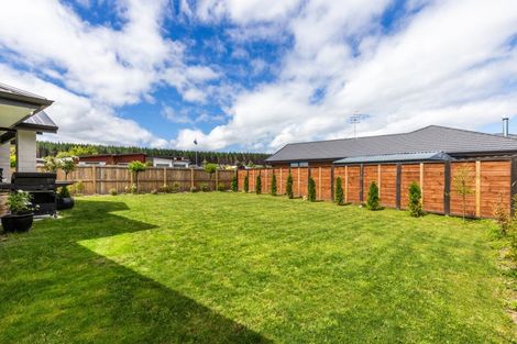 Photo of property in 3 Kohuhu Place, Motuoapa, 3382