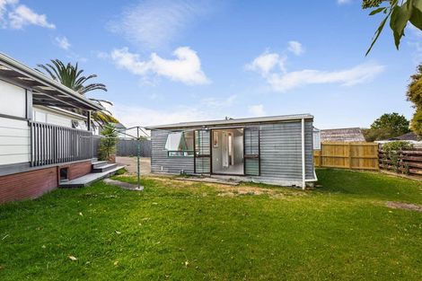 Photo of property in 8 Frostbite Place, Ranui, Auckland, 0612