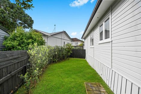 Photo of property in 3a Denz Street, Maeroa, Hamilton, 3200