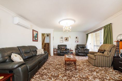 Photo of property in 19 Willowbank Crescent, Feilding, 4702
