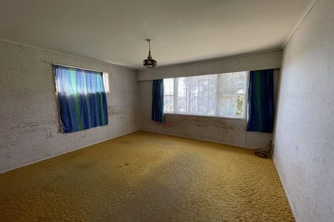 Photo of property in 305 Don Buck Road, Massey, Auckland, 0614