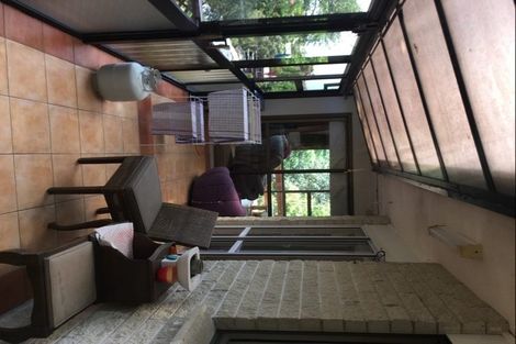 Photo of property in 1/147 Ocean View Road, Hillcrest, Auckland, 0627