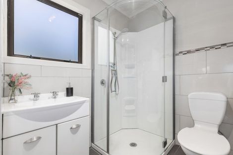 Photo of property in 30 Kinloch Place, Papakowhai, Porirua, 5024