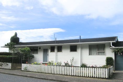 Photo of property in 22 Downing Street, Crofton Downs, Wellington, 6035
