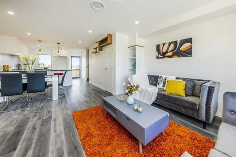 Photo of property in 55a Soaring Bird Drive, Takanini, 2112