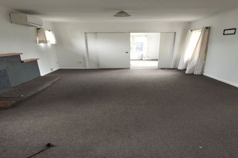 Photo of property in 1/450 Great South Road, Opaheke, Papakura, 2113