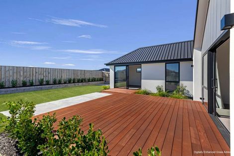 Photo of property in 1 Greig Crescent, Amberley, 7481