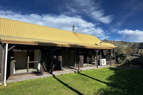 Photo of property in 63 Beachville Road, Redcliffs, Christchurch, 8081