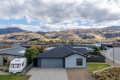 Photo of property in 14 Stowell Drive, Cromwell, 9310