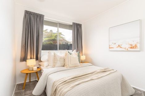 Photo of property in 5a Sequoia Place, Maoribank, Upper Hutt, 5018