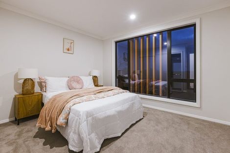 Photo of property in 28 Catalina Avenue, Rosehill, 2113