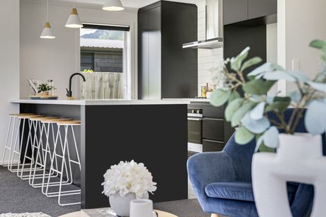 Photo of property in 17 Mahia Lane, Waikanae, 5036