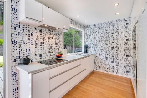 Photo of property in 35 Finn Place, Totara Vale, Auckland, 0629