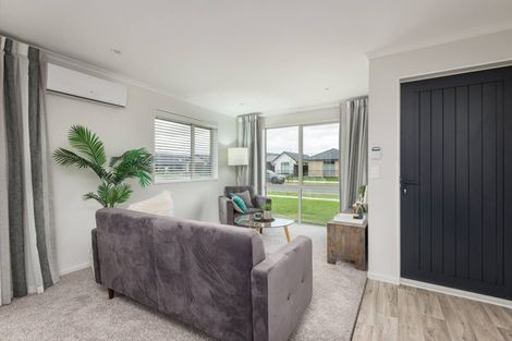 Photo of property in 104h Johns Road, Belfast, Christchurch, 8051