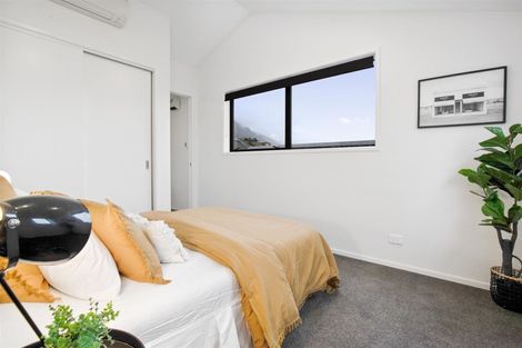 Photo of property in 7 Kinross Lane, Jacks Point, Queenstown, 9371