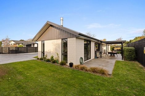 Photo of property in 141 West Belt, Rangiora, 7400