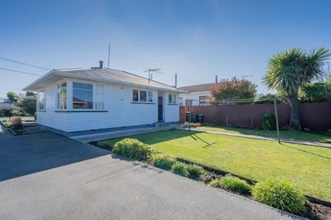 Photo of property in 15 Gainsborough Street, Hoon Hay, Christchurch, 8025