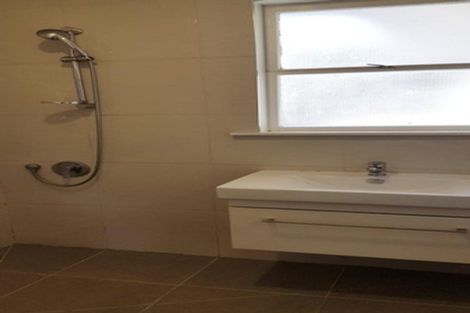 Photo of property in 187 Birkdale Road, Birkdale, Auckland, 0626