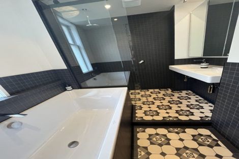 Photo of property in Inverleith Apartments, 306u3 Oriental Parade, Oriental Bay, Wellington, 6011