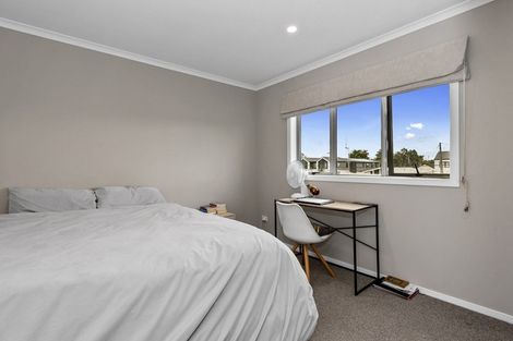 Photo of property in 144u2 Old Farm Road, Hamilton East, Hamilton, 3216