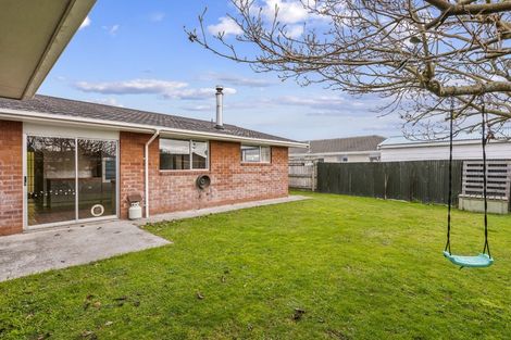Photo of property in 37 Kapanui Road, Waikanae, 5036