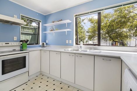 Photo of property in 10f2 Woodland Road, Johnsonville, Wellington, 6037