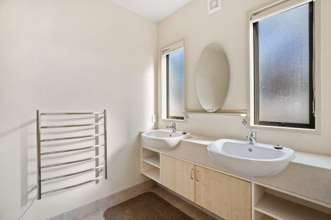 Photo of property in 13 Goldleaf Hill, Queenstown, 9300