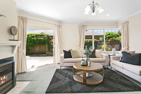 Photo of property in 58 Princes Street, Cambridge, 3434