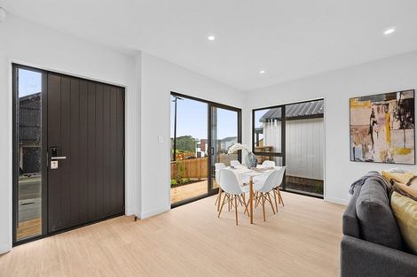 Photo of property in 7a Kotiu Place, Massey, 0614