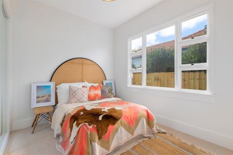 Photo of property in 244 Edgeware Road, Edgeware, Christchurch, 8013