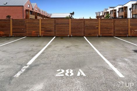 Photo of property in 86 Hobsonville Point Road, Hobsonville, Auckland, 0616