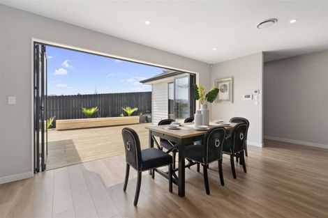 Photo of property in 61 Symes Drive, Red Beach, 0932