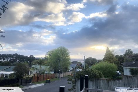 Photo of property in 2/234 Rangatira Road, Beach Haven, Auckland, 0626
