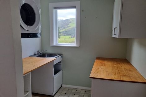 Photo of property in 98 Muri Road, Pukerua Bay, 5026
