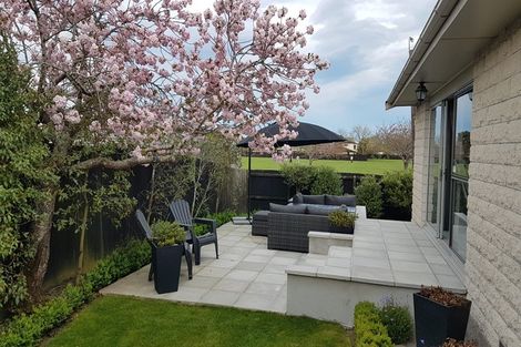 Photo of property in 14 Omega Place, Casebrook, Christchurch, 8051