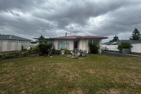 Photo of property in 30 Potaka Street, Marton, 4710