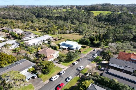 Photo of property in 4 Rae Road, Campbells Bay, Auckland, 0620