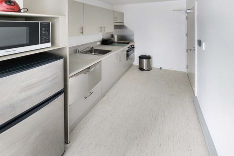 Photo of property in Terrace Heights Apartments, 2/163p The Terrace, Wellington Central, Wellington, 6011