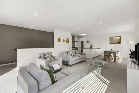 Photo of property in 35a Ngaio Road, Kelburn, Wellington, 6012