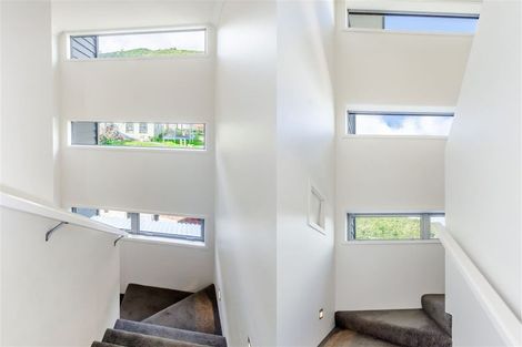 Photo of property in 1b Winara Avenue, Waikanae, 5036