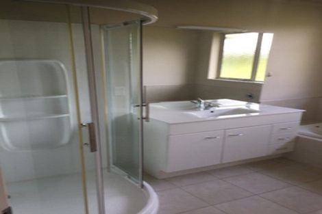 Photo of property in 24 Te Arai Point Road, Te Arai, Wellsford, 0975
