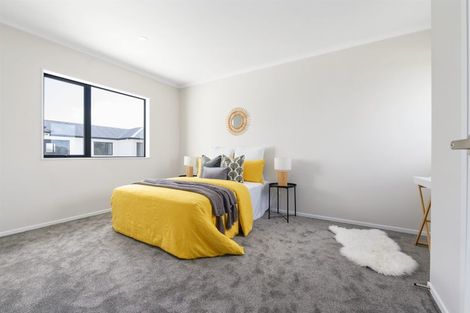 Photo of property in 137u2 Avalon Drive, Nawton, Hamilton, 3200