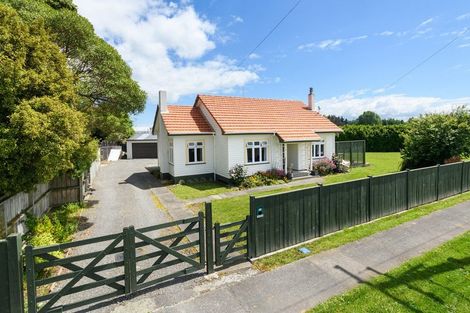 Photo of property in 42 Alexandra Street, Marton, 4710